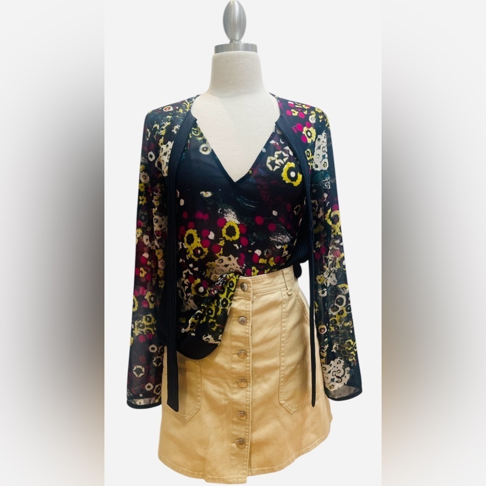 Floral V-Neck Women Top - Navy Blue and Pink